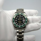 Starbucks Diver